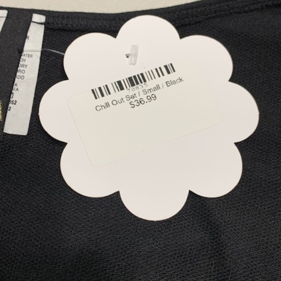 NWT Chill Out Black Crop Top - Picture 4 of 6